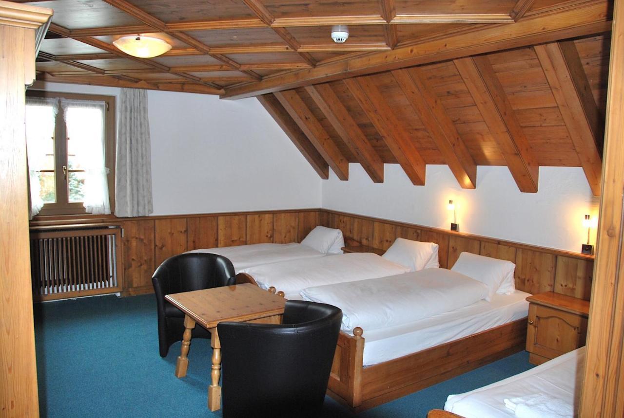 Hotel zum Kreuz Suhr Exterior foto